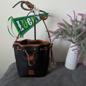 NWT Dooney And Bourke Black Pebble Small Drawstring